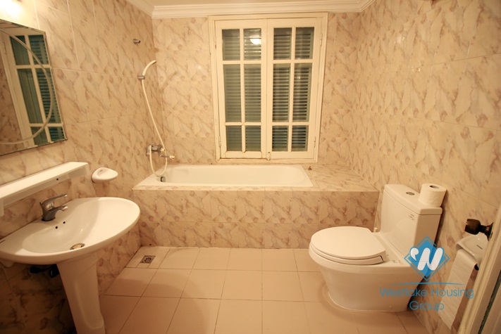 Lake view house for rent with four bedroom and four bathroom in Westlake Tay Ho, Hanoi